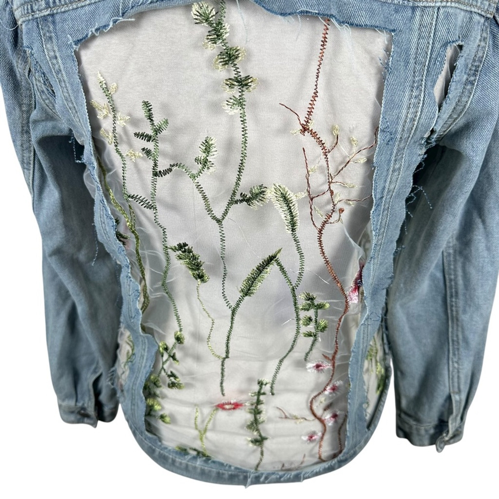 Davi & Dani Embroidery Mesh Jean Jacket Floral Light Wash Boho Womens Size S - Picture 10 of 14